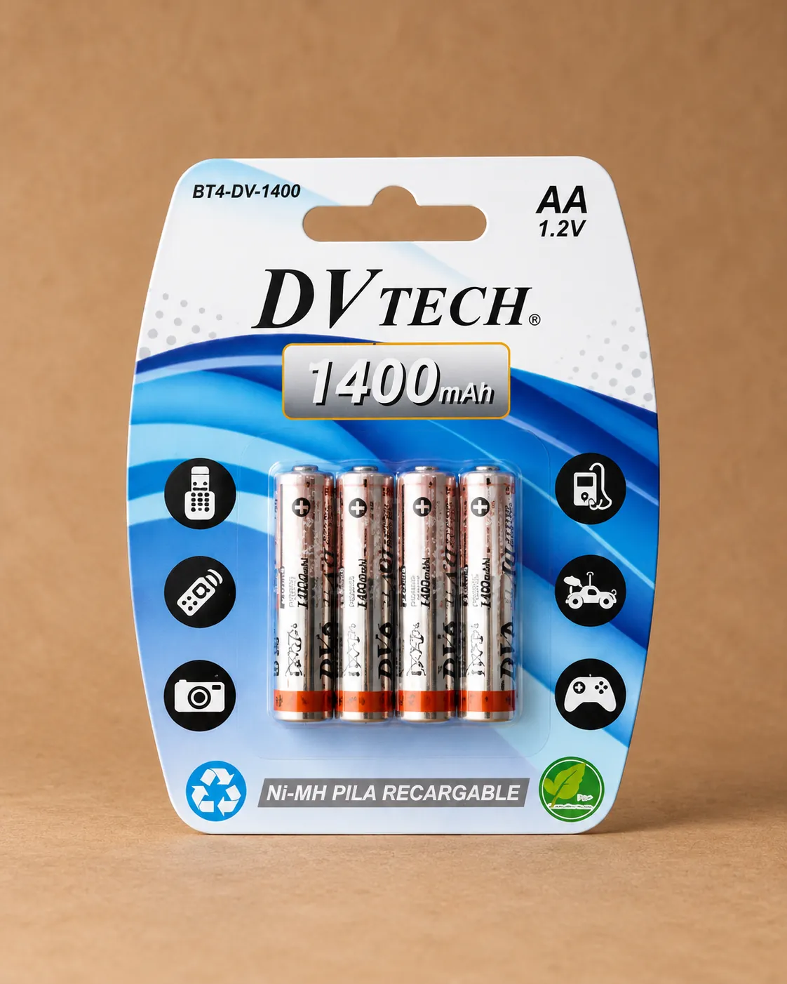 DVTECH Pilas AA recargables — fotografía de estudio sobre papel kraft